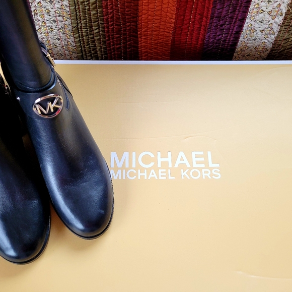 MICHAEL KORS LEATHER BOOTS 5.5M - Picture 6 of 10
